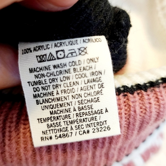 PINK Victoria's Secret Nation Logo Spellout Beanie Knit Winter Hat Women's OS - Picture 4 of 5